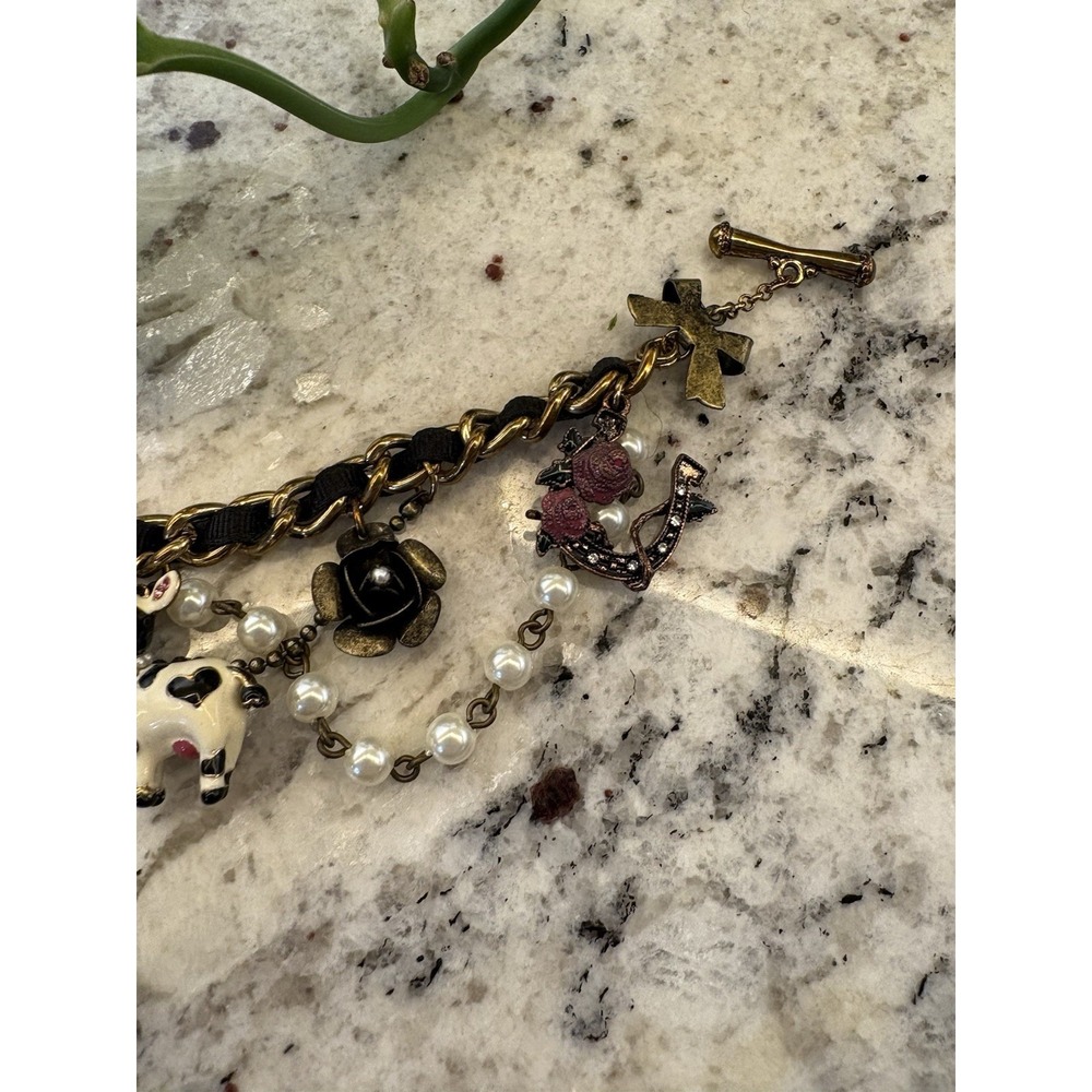 Betsey Johnson Vintage Lady Luck Cow Head Skull Horseshoe Earrings & bracelet - Picture 15 of 16